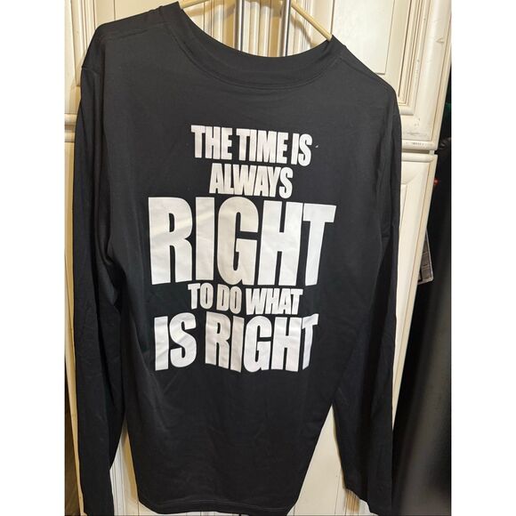 Nike Tee Men's Dri-Fit Honor Martin Luther King Long Sleeve Tee Black Large NWOT - Picture 1 of 8